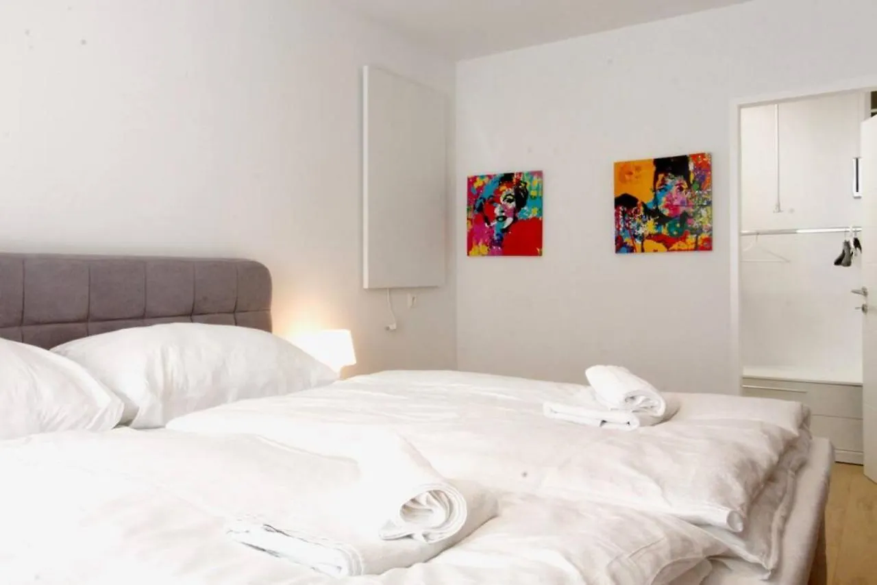 Engerth Moderne Wohnung Mit Ruhiger Lage Und Balkon Viyana Avusturya