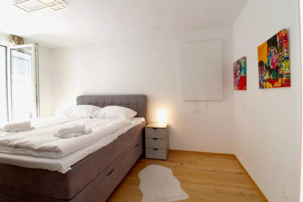 Engerth Moderne Wohnung Mit Ruhiger Lage Und Balkon Viyana